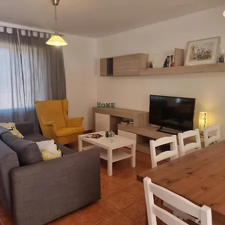 Semesterbostad Casa En El Corazon De L'escala Con Terraza - Hisp-236-11